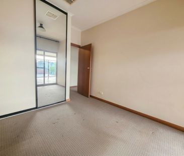 Character & Low Maintenance Charm in a Premier North Adelaide Cul-D... - Photo 3