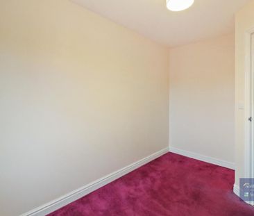 3 bedroom link detached house to rent - Photo 5