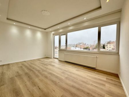 Appartement te huur - Foto 2