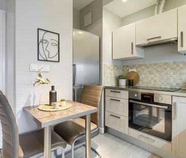 Warszawa, Wola, Jana Ostroroga - Photo 1