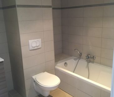 Location Appartement 2 pièces 40m² CAGNES SUR MER 06800 - Photo 3