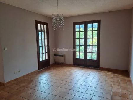Location Maison 2 pièces 51 m2 à Salernes - Photo 4