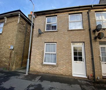 1 bedroom ground floor flat to rent - Photo 5