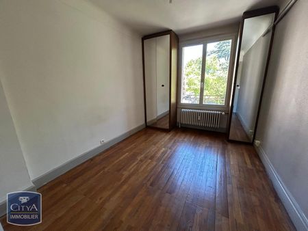 Location Appartement 4 pièces 81m² CHAMBERY 73000 - Photo 3