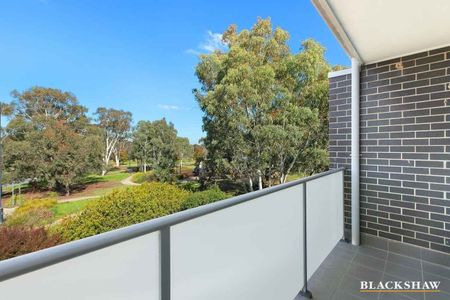 Three bedroom Casey terrace - Photo 2