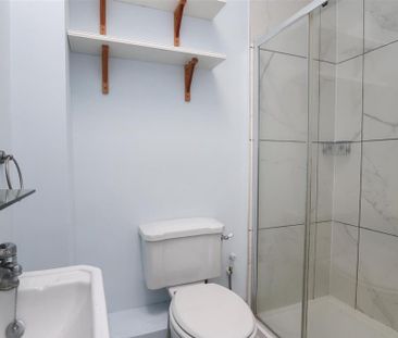 1 bedroom flat to rent - Photo 6