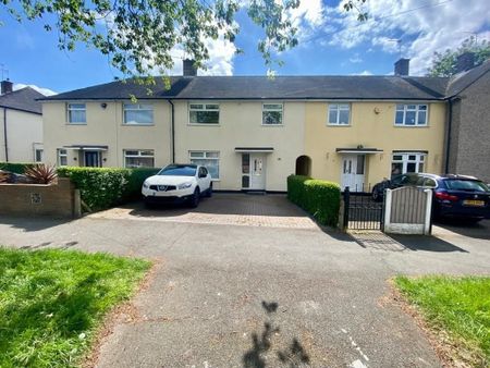 Green Lane, Clifton, Nottingham - Photo 3