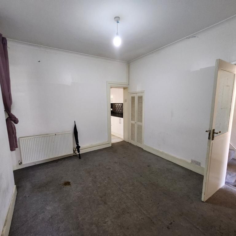 3 bedroom house share to rent - Photo 1