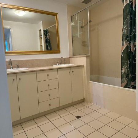 APARTMENT IN A GREAT EDGE HILL LOCATION - Photo 5