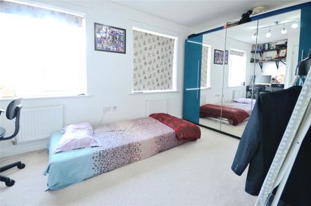 2 bedroom semi-detached house to rent - Photo 2