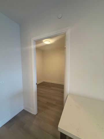 For Lease - 38 Water Walk Drive Unit# 921, Markham, Ontario - Photo 2