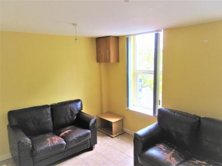 Great Apartment, 66b Rugby Avenue, Queens Quarter, Belfast - Photo 4