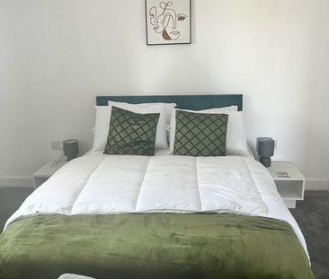 3 bedroom apartment to rent - Photo 5