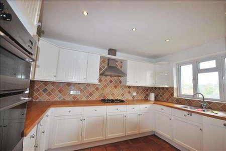 Gordon Road, London, E4 - Photo 2