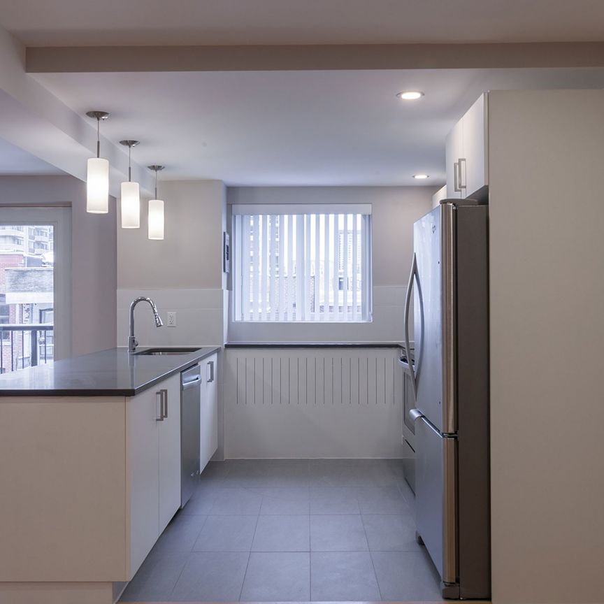 3421 Rue Drummond - Photo 1