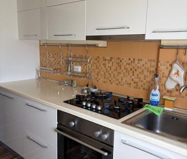 Apartament cu 2 camere, balcon deasupra pârâului și vedere spre pădure - Photo 4