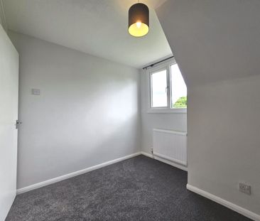 Oldbury Orchard, Churchdown, GL3 - Photo 4