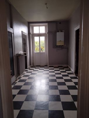 Vaste appartement 100 m² centre ville AUTUN - Photo 1