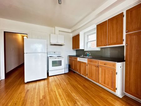 Charmant appartement non meublé de 2 chambres, avec chauffage inclus - Photo 4