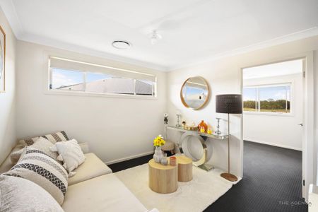 Immaculate Family Home in Prime Jordan Springs Location - Photo 4