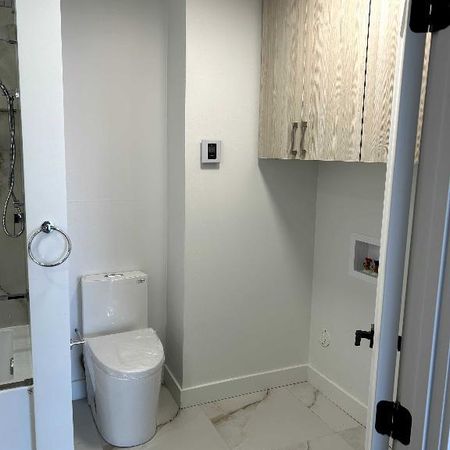 A louer 5 1/2 a Saint Eustache - Photo 3