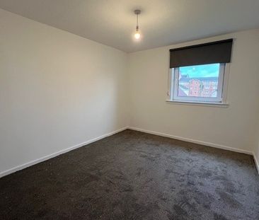 2 Bed Flat, Hamilton Road, G73 - Photo 3