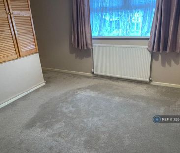 3 bedroom terraced house to rent - Photo 2