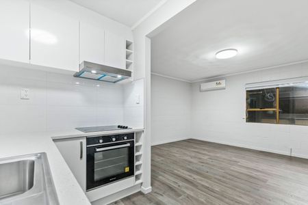 1-Bed Apartment in Epsom’s Premium Location - Photo 2