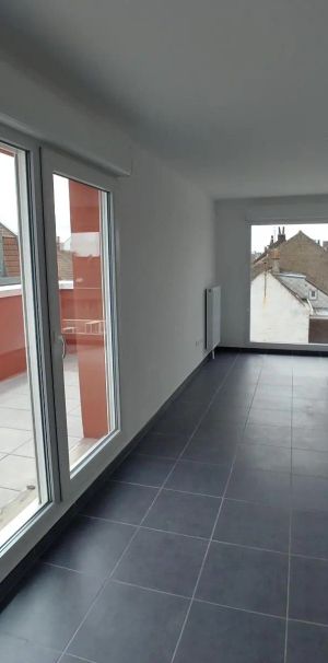 Appartement à louer 4 pièces 70.35m² - Photo 1