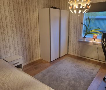Julrosvägen, Västerås - Foto 1