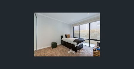 Luxurious Furnished Family Home - Photo 2