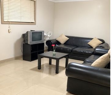 Charming 1-Bedroom Granny Flat in Convenient Merrylands Location - Photo 1