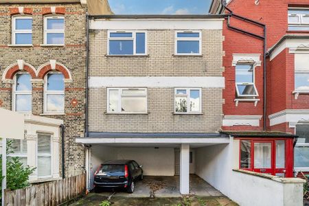 3 bedroom maisonette to rent - Photo 3