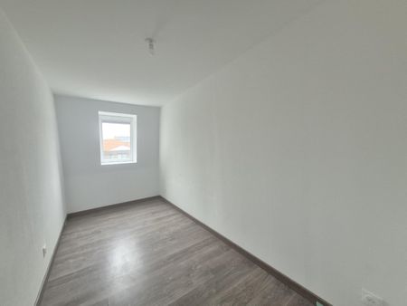 Location Appartement 3 pièces 99m² ST OMER 62500 - Photo 5