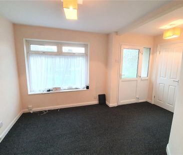3 bed terraced house to rent in London Road, Rayleigh, SS6 - Photo 1