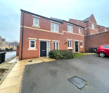 3 bedroom semi-detached house to rent - Photo 2