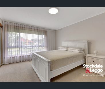 Charming Triple-Fronted Brick Residence in a Prime Location - Photo 1