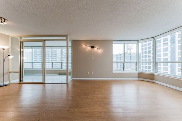 For Lease - 55 Elm Drive Unit# 1011, Mississauga, Ontario - Photo 1