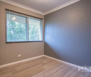 “Fully furnished, convenient unit” - Photo 3