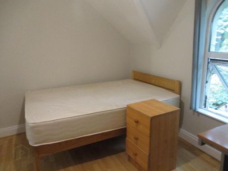 Great 5 Bedroom House, 3 Collingwood Avenue, Queens Quarter, Belfast, BT7 1QT - Photo 2