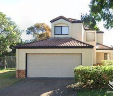 Spacious 3 bedroom house in great location - Photo 6