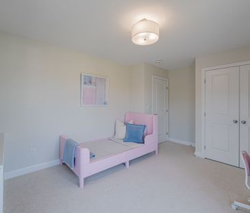 For Lease - 100 Lochhouse Walk, Barrhaven, Ontario - Photo 4