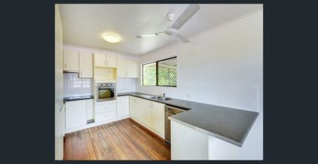 3 Bedroom Home in Ellen Grove - Photo 4