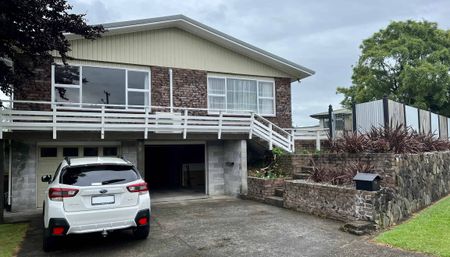 3 Bedroom Family Home in Inglewood - Photo 5