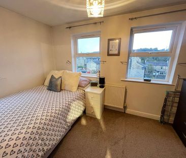 2 bedroom semi-detached house to rent - Photo 5