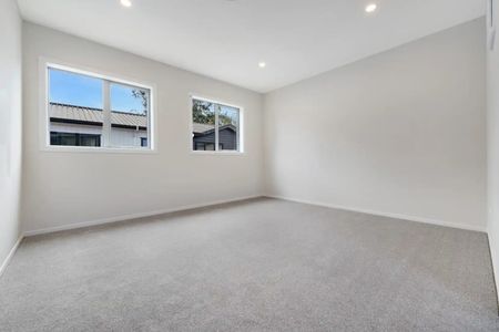 Move-In Ready: 2 Bed2Bath In Otara - Photo 3