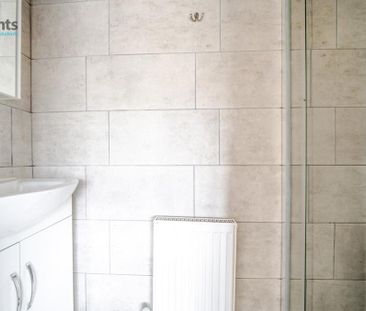 2 bedroom semi-detached house to rent - Photo 4