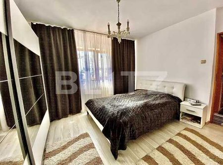 Apartament cu 3 camere, decomandat, 90 mp, prima inchiriere, pet friendly, loc de parcare, modern, zona centrala - Photo 3