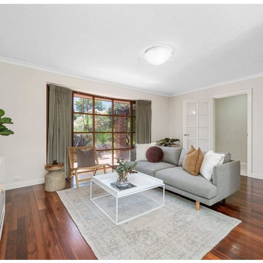 Superb Home in Family-Friendly Kingsley - Photo 1