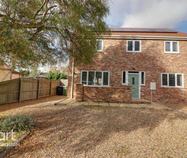 4 bedroom detached house to rent - Photo 6